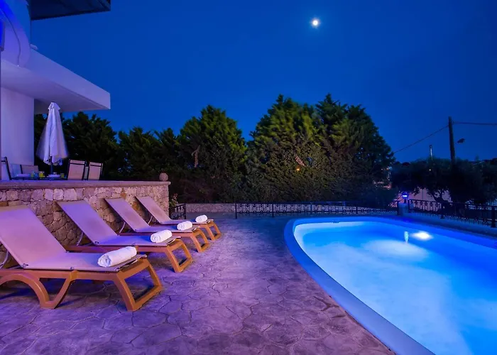 Villa Linda Tsambika *