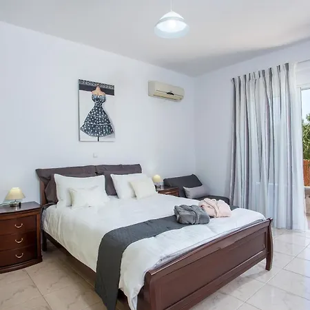 Villa Linda Tsambika Afantou