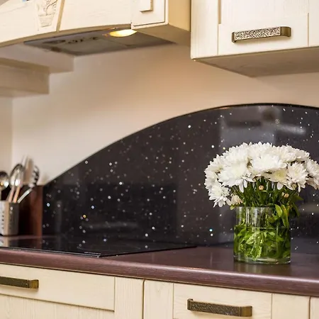 Linda Tsambika Villa